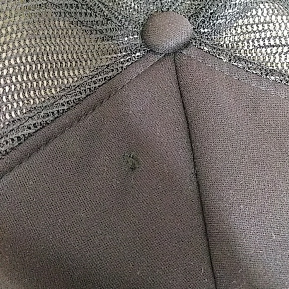 Herchel Hat - Picture 3 of 5